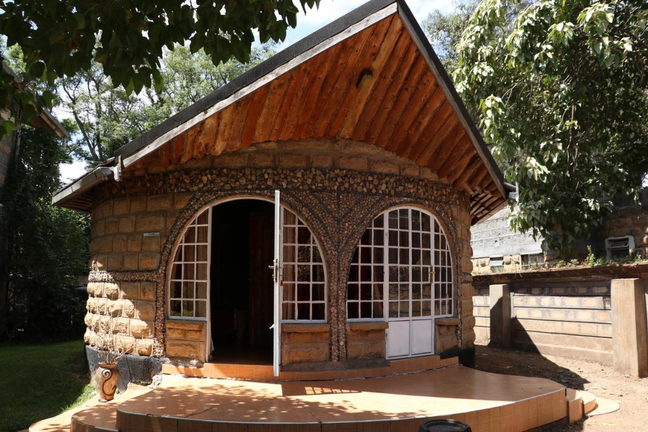 Brooks Lodge Nakuru Bagian luar foto