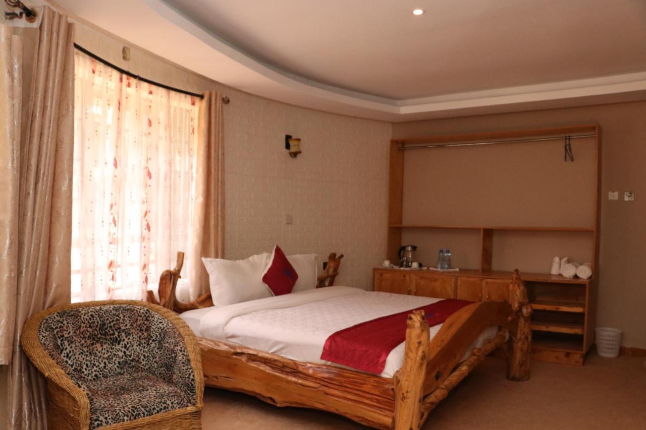Brooks Lodge Nakuru Bagian luar foto