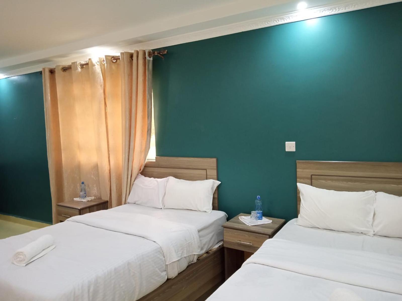 Brooks Lodge Nakuru Bagian luar foto